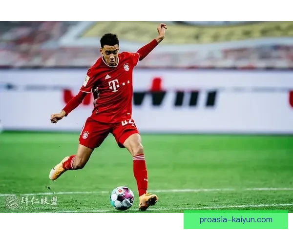 穆西亚拉关键战表现稳健，持续提升进攻影响力